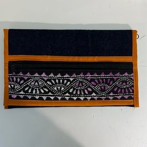 Ethnic Clutch